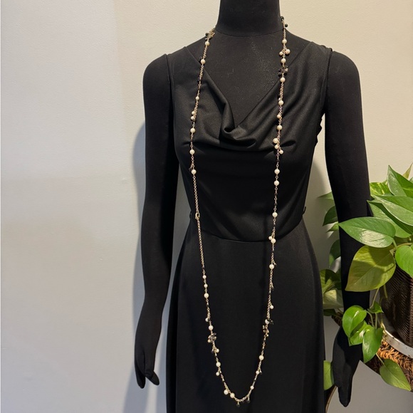 CHANEL Jewelry - Chanel pearl necklace